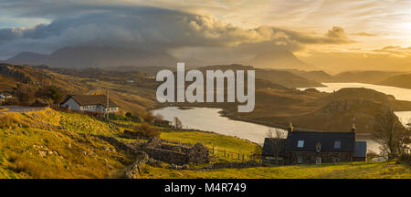 Les pics de Foinaven et Arkle sur le Loch Inchard, de Badcall, près de Kinlochbervie, Sutherland, Scotland, UK Banque D'Images