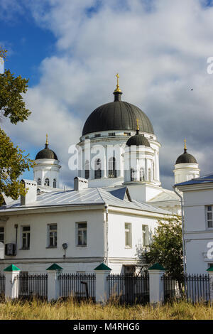 La Russie, MOSCOW - Sep 24, 2017 : vieille cathédrale Spassky dômes juste, dont la construction a été achevée en 1822 Banque D'Images