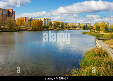 La Russie, MOSCOW - Sep 24, 2017 : Meshcherskoe Lake district résidentiel du même nom et à Nizhny Novgorod Banque D'Images