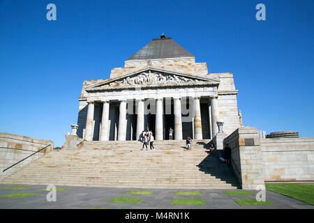 Melbourne, Australie : le 18 mars 2017 : le culte du souvenir est un monument de guerre dans la région de Melbourne, Victoria, Australie, situé dans la région de Kings Domain. Banque D'Images