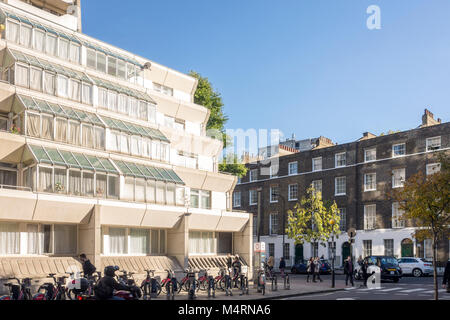 Le Brunswick Centre l'architecture brutaliste, Bloomsbury, London, UK Banque D'Images