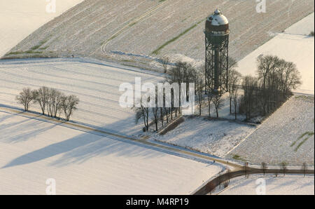 Vue aérienne, château d'eau historique Lanstroper oeuf dans la neige, monument, Dortmund, Ruhr, Rhénanie du Nord-Westphalie, Allemagne, Europe, Dortmund, Ruhr, Banque D'Images