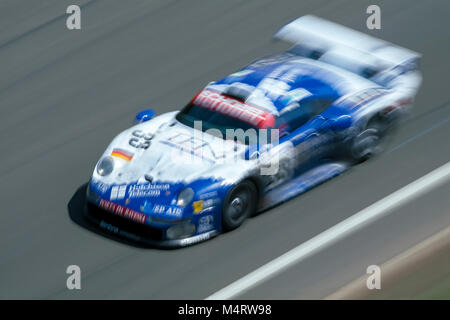 24H du Mans 1997, Porsche 911 GT1,Pedro Lamy,Armin Hahne, Patrice Goueslard Banque D'Images