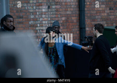 Ancien militant anti-fourrure (pour PETA) Naiomi Campbell arrive à Burberry London Fashion Week show entre de grandes manifestations anti-fourrure Crédit : John Clarke/Alamy Live News Banque D'Images