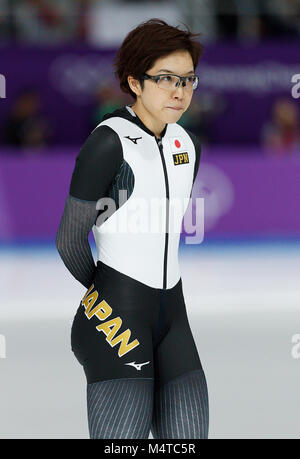 Gangneung, Corée du Sud. Feb 18, 2018. La patineuse de vitesse Bretagne Bowe réagit après avoir fini le patinage de vitesse Dames 500M finales et a remporté la médaille d'or au Jeux Olympiques d'hiver de PyeongChang 2018 à Gangneung Oval le dimanche 18 février, 2018. Crédit : Paul Kitagaki Jr./ZUMA/Alamy Fil Live News Banque D'Images
