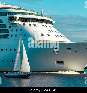 Paquebot de croisière de luxe en cours. Tour travel et des services de spa Banque D'Images