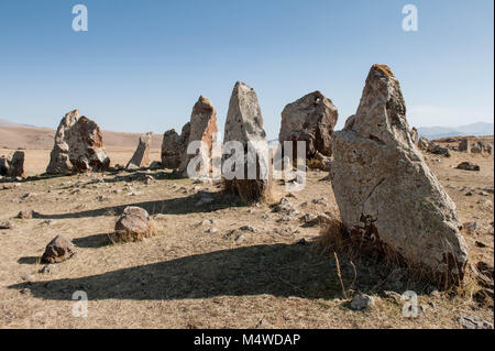 Zorats Karer ou Carahunge préhistorique stonehenge arménien est un site archéologique près de la ville de Sisian dans la province de Syunik en Arménie. Banque D'Images