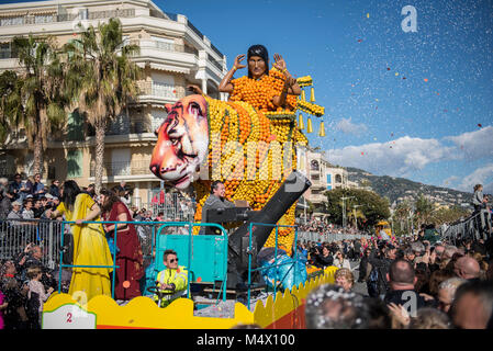 18 février 2018 - Menton, France-Febrauary 18, 2018 : 85e Festival Citrons avec le thème Bollywood à Menton, France Crédit : Stefano Guidi/ZUMA/Alamy Fil Live News Banque D'Images