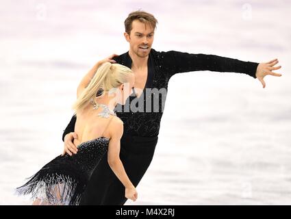 Pyeongcheng, la Corée du Sud. Feb 19, 2018. Penny Coomes et Nicholas Buckland (GBR). Danse sur glace. Court-circuit de la danse. Le patinage artistique. Gangneung ice arena. Gangneung. Jeux Olympiques d'hiver de Pyeongchang 2018. République de Corée. 18/02/2018. Credit : Sport en images/Alamy Live News Banque D'Images
