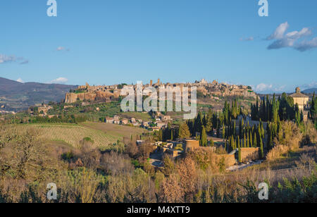 Orvieto (Italie) - la belle ville médiévale et étrusque dans la région Ombrie, en Italie centrale, avec le centre historique de Nice. Banque D'Images