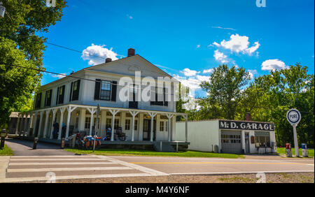 Main Park visitor facility dans circa-1836 ancien magasin, offrant des pièces de construction de bateaux, cartes et plus au parc national de Cuyahoga Valley. Banque D'Images