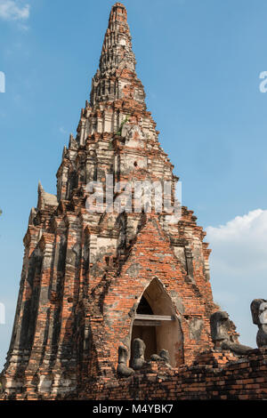 Wat Chaiwatthanaram temple bouddhiste dans la ville d'Ayutthaya Historical Park, en Thaïlande, et site du patrimoine mondial de l'UNESCO. Banque D'Images