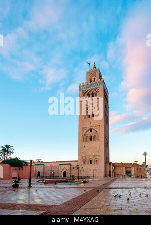 12e siècle Koutoubia au coucher du soleil, Marrakech, Maroc, Marrakesh-Safi Banque D'Images