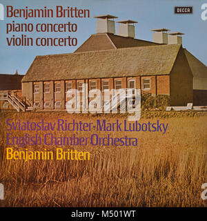 Benjamin Britten, Sviatoslav Richter, Mark Lubotsky, orchestre de chambre anglais - pochette originale de l'album en vinyle - Concerto pour piano / Concerto pour violon - 1971 Banque D'Images