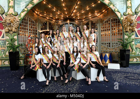 19 février 2018, Rust, Allemagne : les candidats de 'Miss France' posent pour une photo de groupe à la suite d'une conférence de presse à l'Europa Park. Le processus d'élection aura lieu le 24 février 2018. Photo : Patrick Seeger/dpa Banque D'Images