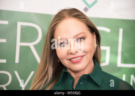 Naples, Ornella Muti lors de l'inauguration du centre de beauté de luxe avec Silvio Smeraglia, Ornella Muti, Cristiano Malgioglio, Aida Yespica, Luca Onestini, Maurizio Mattioli, Andrea Gant, Emilio Fede. 16/02/2018, Naples, Italie Banque D'Images