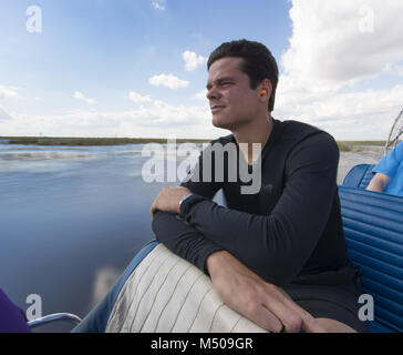 Weston, Floride, USA. 18 Février, 2018. Grand Tennis Milos Raonic (CAN) prend un voyage à l'Sawgrass Recreational Park avant de jouer à l'ATP Champions Tour 2018 tenue à l'Delray Beach Tennis Center le 18 février 2018 à Weston, en Floride. People : Milos Raonic Crédit : tempêtes Media Group/Alamy Live News Banque D'Images