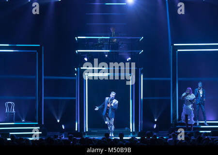 Brighton, UK. Feb 19, 2018. Andy Bell et Vince Clarke, d'effacement, de l'exécution du Brighton Dome, England Crédit : Jason Richardson/Alamy Live News Banque D'Images