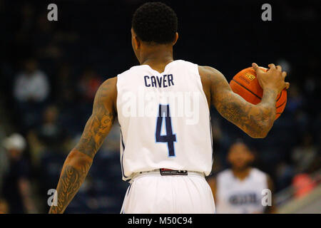 15 février 2018 - Les monarques Old Dominion guard Ahmad spéléologue (4) au cours de l'UTSA Roadrunners vs monarques Old Dominion jeu au Ted Centre Constant à Norfolk, Va. beat Old Dominion UTSA 100-62. Jen Hadsell/CSM Banque D'Images