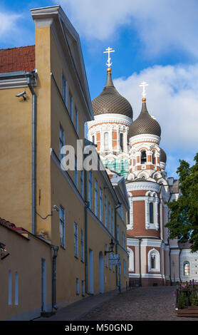 Cathédrale Orthodoxe Alexandre Nevski, vue de la rue Pikk Jalg à Tallinn Banque D'Images