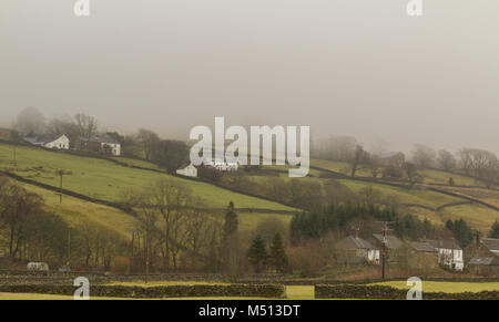 Un jour d'hiver brumeux à Garrigill, Cumbria, Royaume-Uni Banque D'Images