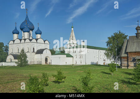 Suzdal Kremlin. La cathédrale de la nativité. Banque D'Images