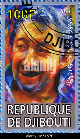 DJIBOUTI - circa 2011 : un timbre-poste imprimé dans la République de Djibouti montrant Serge Gainsbourg, vers 2011 Banque D'Images