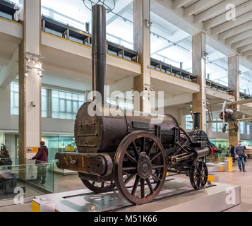 Stephenson's Rocket, la première locomotive à vapeur moderne construite par Robert Stephenson en 1829, maintenant dans le Science Museum, Londres Banque D'Images