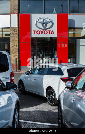 Currie Motors Toyota showroom sur la Great West Road, Brentford, Middlesex, Royaume-Uni Banque D'Images