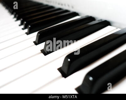 Close up de touches de piano. Banque D'Images