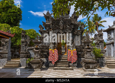 Temple dans l'île de l'Indonésie - BALI Lovina Banque D'Images