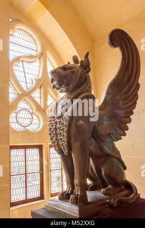 Winged lion château intérieur pierrefond Banque D'Images