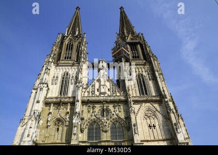 La cathédrale Saint-Pierre de Ratisbonne à Regenburg Banque D'Images