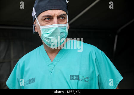 Thessalonique, Grèce - Dec 16, 2018 : Médecin lors d'un tremblement de terre de l'exercice dans l'hôpital AHEPA Banque D'Images