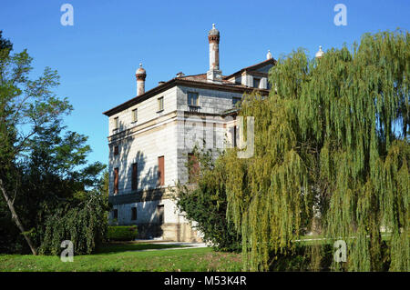 La Villa Foscari, nommé "La Malcontenta", l'architecte Andrea Palladio en 1559, Mira près de Venise en Italie Banque D'Images