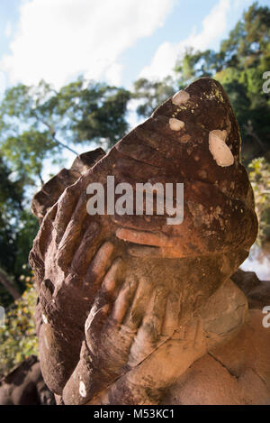 Sculpture de mains offert dans la supplication Banque D'Images