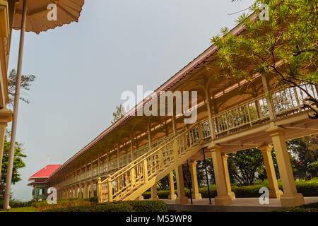 Belle architecture af Palais de Mrigadayavan, une ancienne résidence royale et une attraction touristique à Cha Am, Thaïlande Province Phetchaburi. Banque D'Images