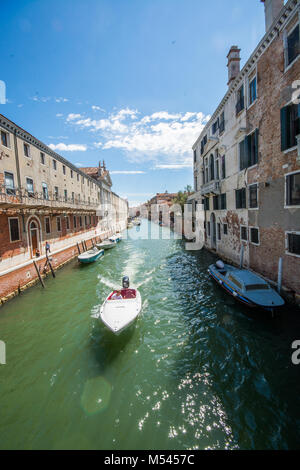 Un magnifique bateau dans la belle ville de Venise, Murano, Burano, venisia, Italie, Europe Banque D'Images