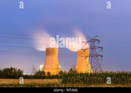 Centrale thermique de nuit Banque D'Images