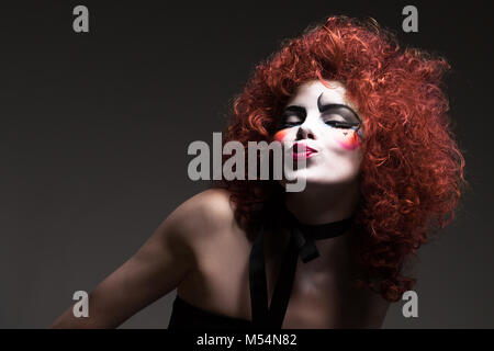 Femme avec mime maquillage théâtral Banque D'Images