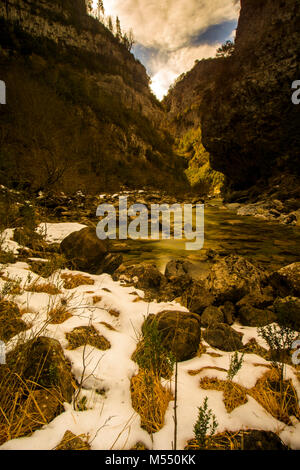 Añisclo canyon (Huesca) Espagne, Pyrinees montagnes, l'hiver Banque D'Images