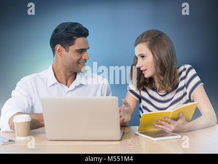 Business couple working on laptop Banque D'Images