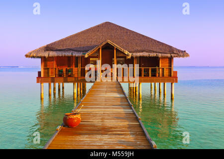 Saloon sur Spa Maldives island Banque D'Images