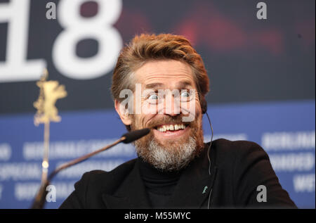 Berlin, Allemagne. Feb 20, 2018. L'acteur Willem Dafoe, vainqueur de l'Ours d'or d'Honneur pour l'ensemble des réalisations prix, assiste à une conférence de presse au cours de la 68e édition du Festival International du Film de Berlin à Berlin, capitale de l'Allemagne, le 20 février, 2018. Credit : Shan Yuqi/Xinhua/Alamy Live News Banque D'Images