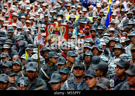 San Diego, Carabobo, Venezuela. Feb 20, 2018. Le 20 février 2018. La mobilisation de 500 soldats et une partie de la société civile qui ont répondu à l'appel d'essai précédent pour les exercices militaires appelés pour ce week-end par le président du Venezuela, Nicolas Maduro, en réponse à un événement al intervention militaire par les forces étrangères ont commencé . Le secteur de l'Cumaca la municipalité de San Diego, de l'État de Carabobo. Photo : Juan Carlos Hernandez Crédit : Juan Carlos Hernandez/ZUMA/Alamy Fil Live News Banque D'Images