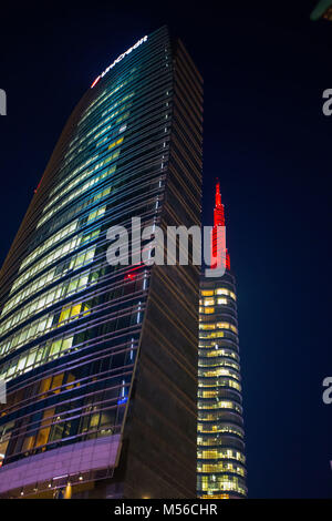 Milan, 24 décembre 2015 - 'gratte-ciel emblématique Tour'Unicredit dans le quartier moderne de Milan, près de la gare Garibaldi Banque D'Images