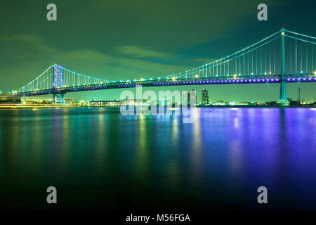 Benjamin Franklin Bridge sur la rivière Delaware, Philadelphie, Pennsylvanie, USA Banque D'Images