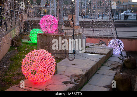 Boules de Noël allumé Banque D'Images