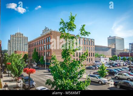 Spokane Washington sur les toits de la ville et des rues Banque D'Images