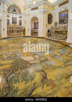 Intérieur de l'église Saint Michel à Anacapri, le sol de mosaïque par Leonardo Chiaiese. Banque D'Images